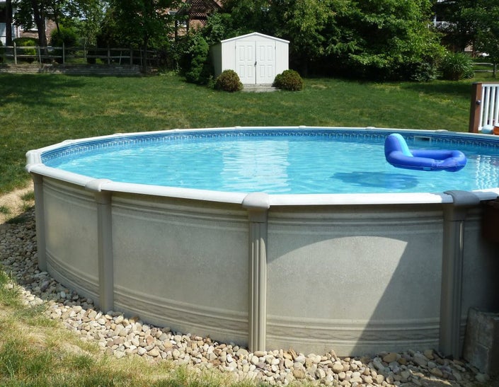 Above ground pool